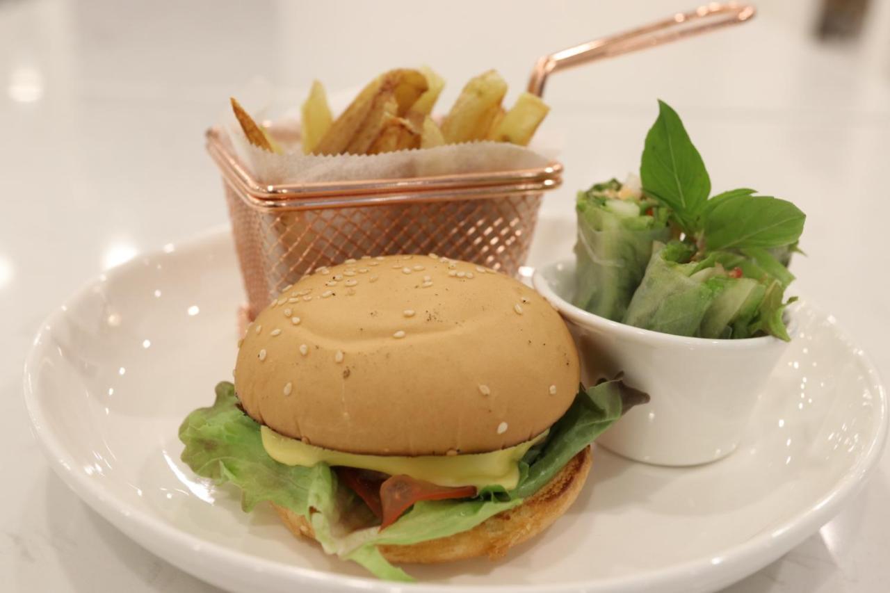 Ozone Hotel Samyan Bangkok Dış mekan fotoğraf